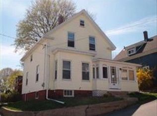 17 Elm St, Maynard, MA 01754