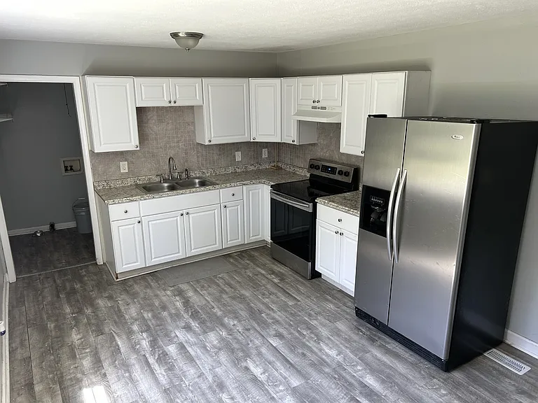 350 Tucson Dr — Photo 9