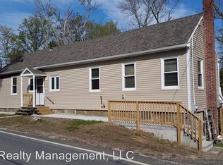 4 SW Main St, Douglas, MA 01516