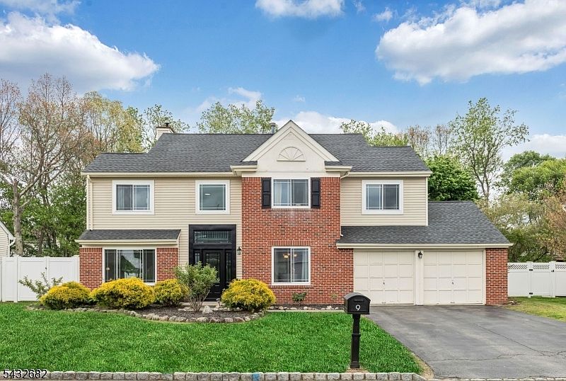 1st image of 9 FOX CHASE ROAD