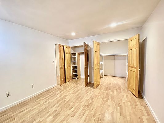 5th image of 33-68 21st St APT 1-L