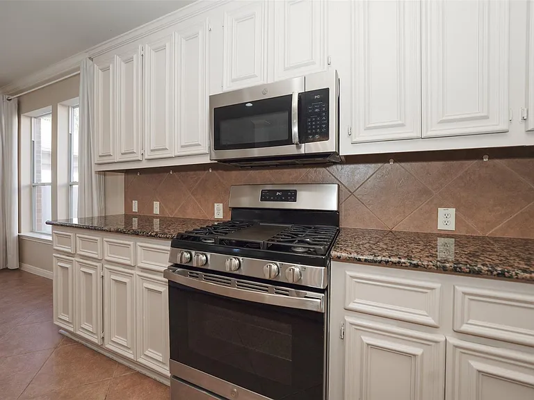 4415 Eden Point Ln — Photo 5