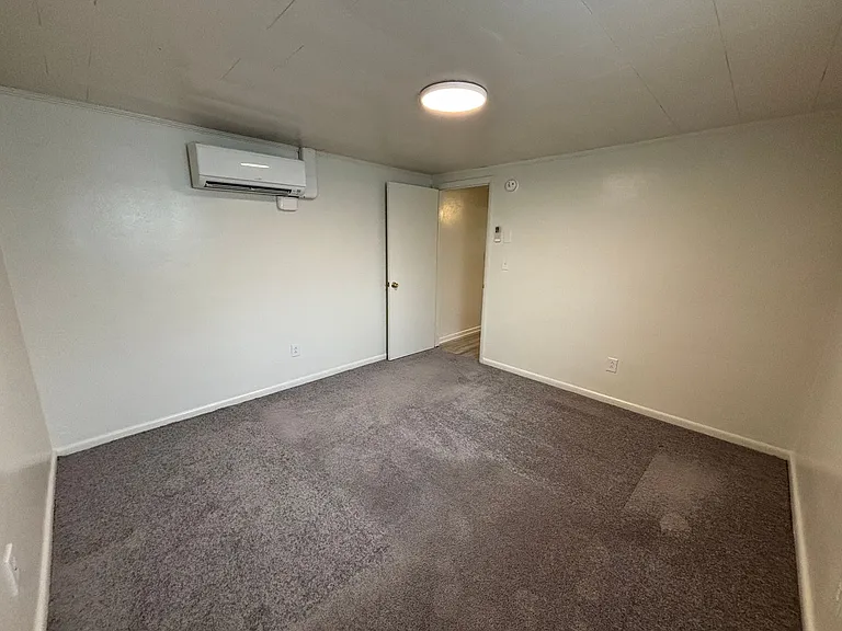 1407 Toms Creek Rd #9 — Photo 15