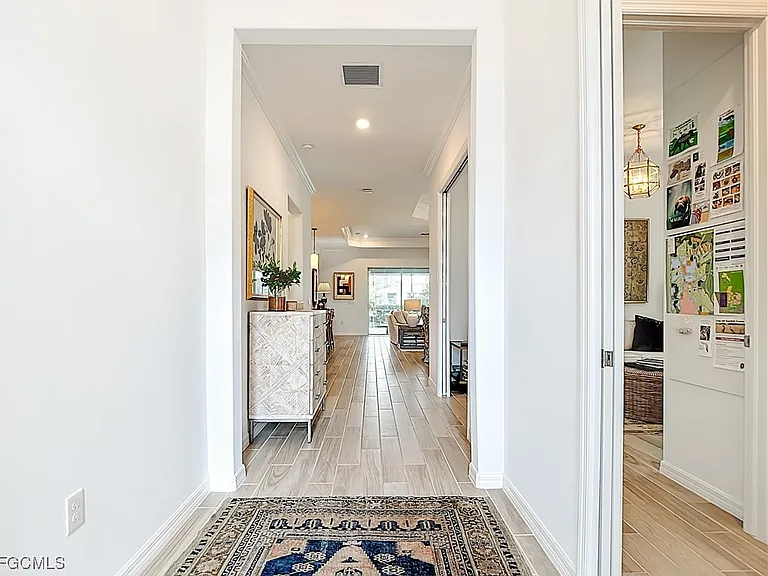 15919 Leaning Pine Ln — Photo 2