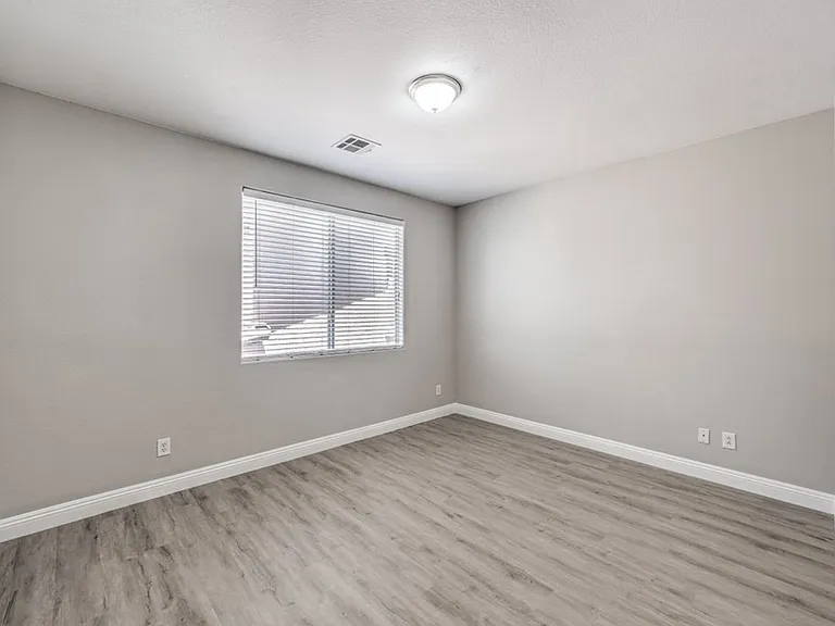 146 Augusta Course Ave — Photo 21