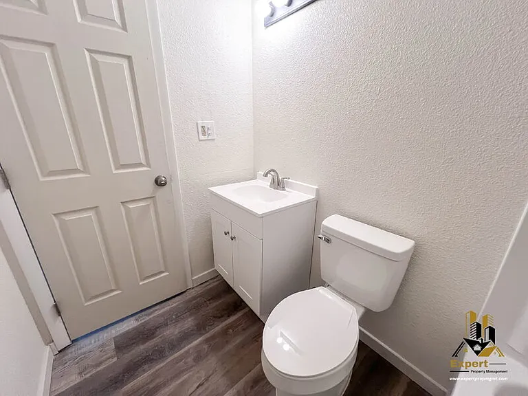 1507 Nogales St #1 — Photo 22