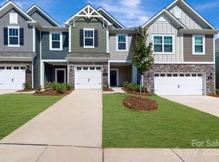 3208 Lilac Grove Dr, Charlotte, NC 28269