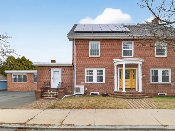 3 Hawthorne St, Malden, MA 02148
