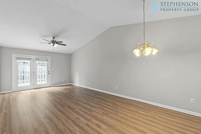 423 Elders Pond Cir — Photo 5