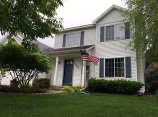 1005 Carriage Dr, Sun Prairie, WI 53590