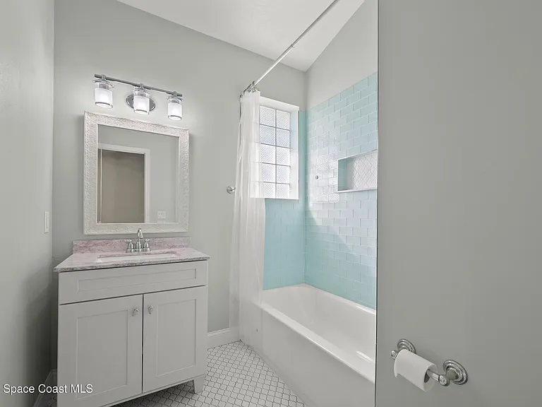 768 Harrier Ct — Photo 39