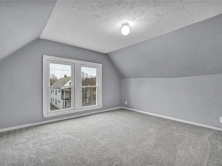1114 E 112th St #2 — Photo 12