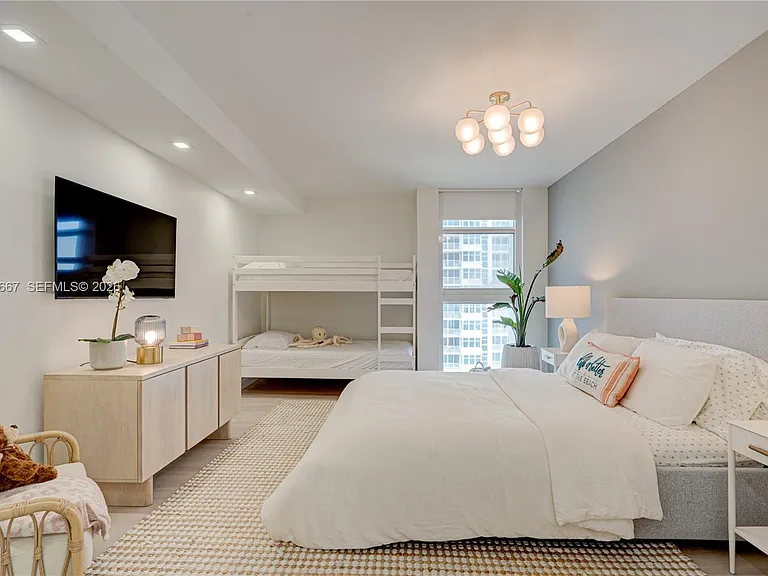 1370 S Ocean Blvd #1505 — Photo 37
