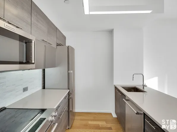 172 Montague Street 3B image 3 of 15