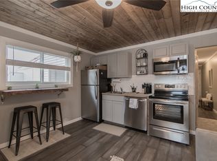 301 Pinnacle Inn Rd UNIT 3204A, Banner Elk, NC 28604