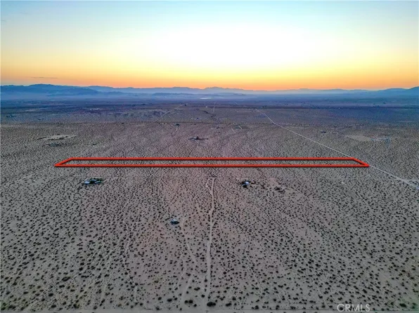 10 Learco Way, Joshua Tree, CA 92252