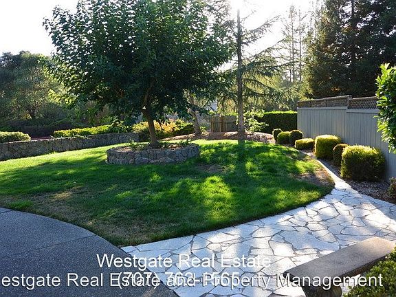 3rd image of 8825 Lund Hill Ln