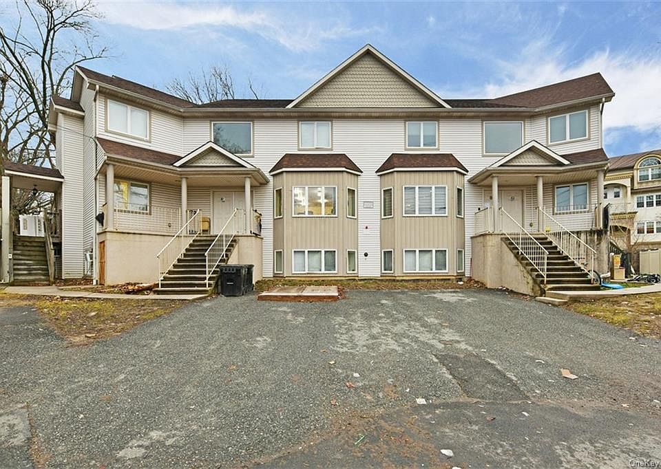 1st image of 43 Paiken Dr Floor 1