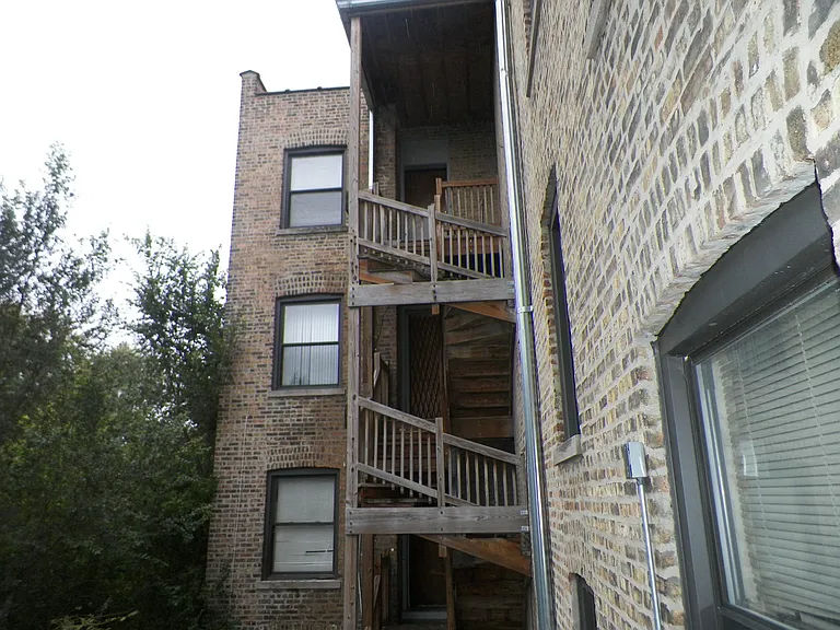 6701 S Union Ave — Photo 11
