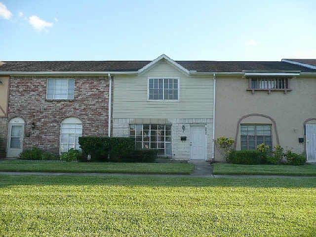 1st image of 8466 Leawood Blvd
