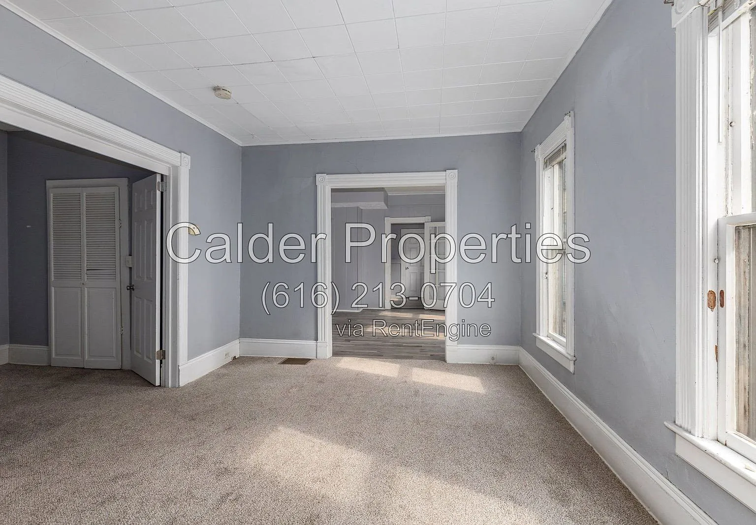 3 bed, 1.0 bath, 1100 sqft, $1,500 — Photo 2