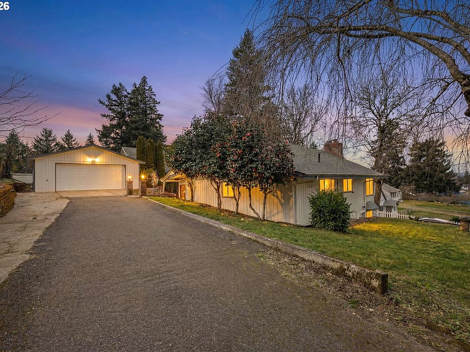 1st image of 1215 NE 157th Ave