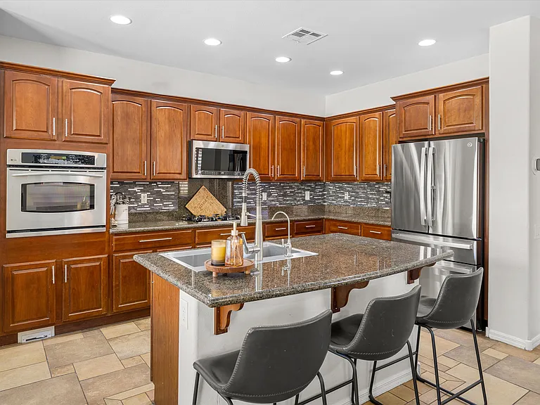 816 Colina Alta Pl — Photo 8