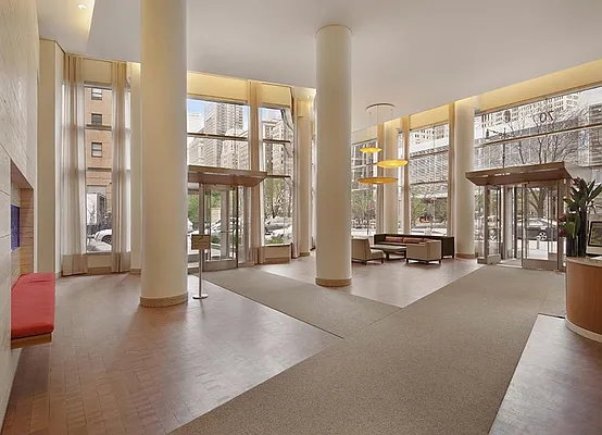 Sold by Warburg | media 12