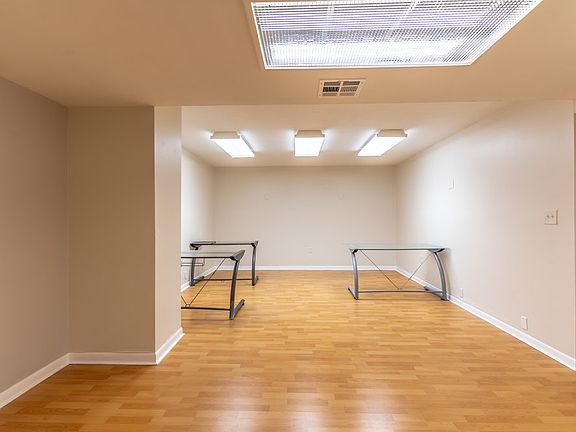 3rd image of 13499 Biscayne Blvd Suite 215