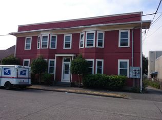 715 S Willow St, Seattle, WA 98108