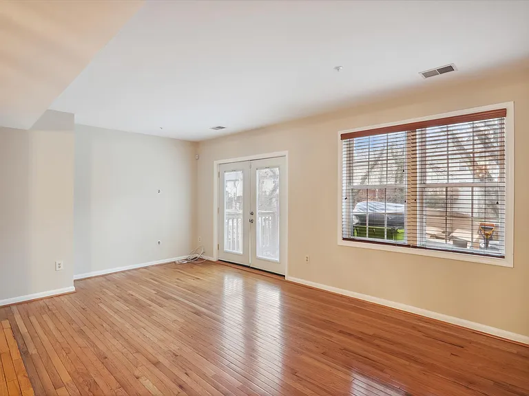 5626 Onslow Way — Photo 29