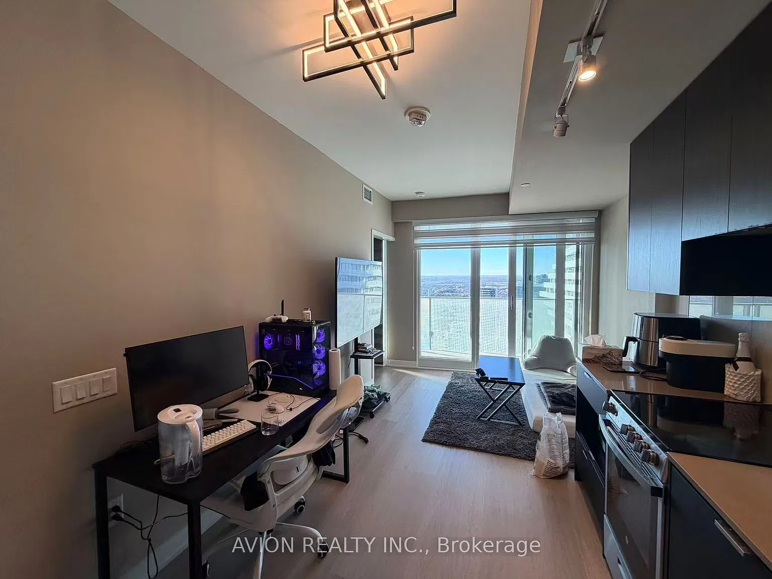 1 bed, $2,300 — Photo 2
