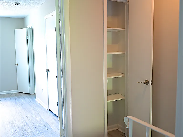 21 Rivers Point Row #13B — Photo 11