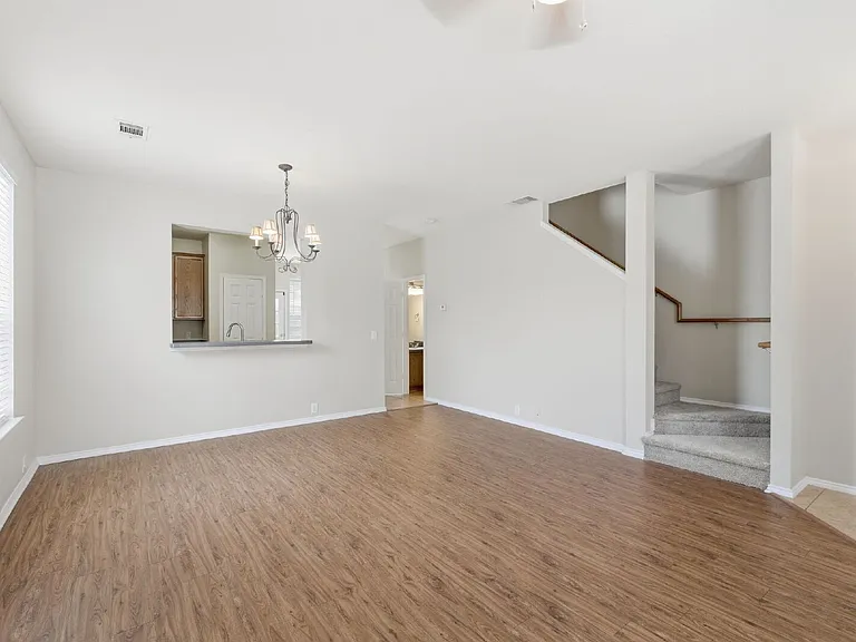 10849 Astor Dr — Photo 8
