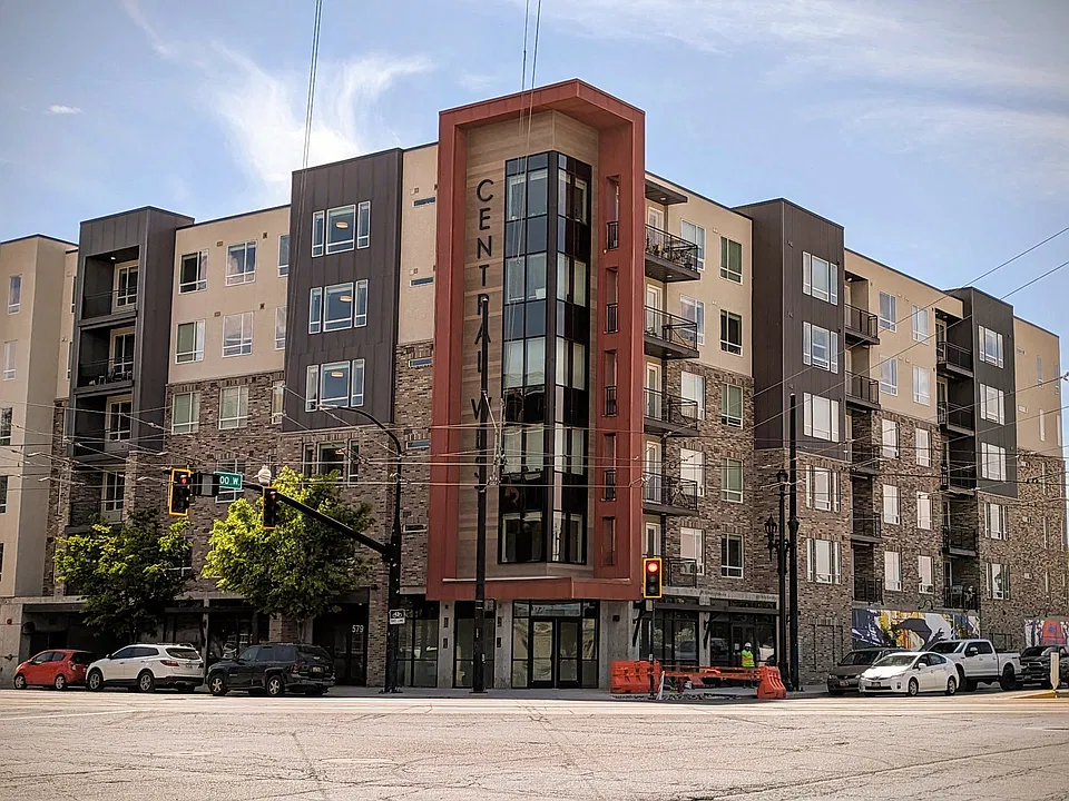 Central West Apartments