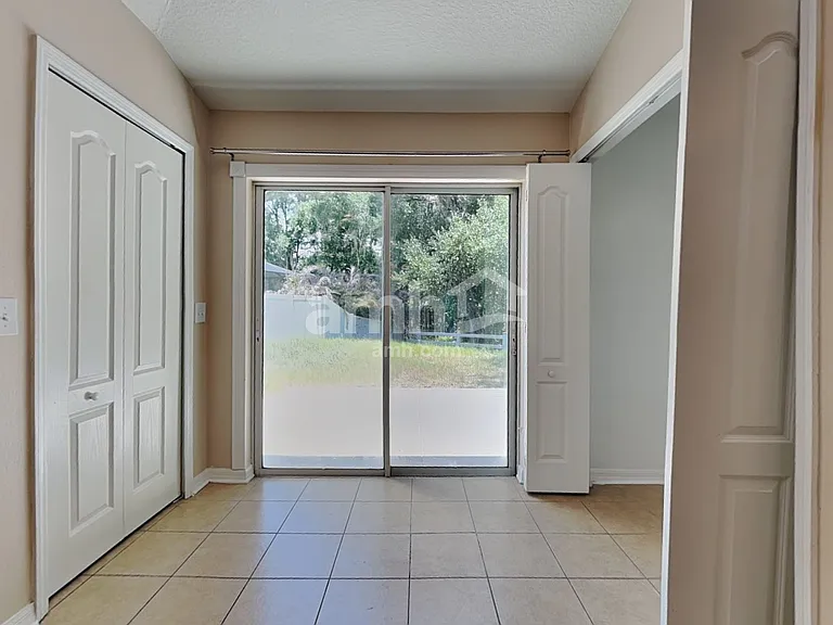 18025 Cypress Bay Pkwy — Photo 6
