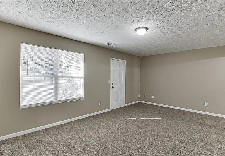 2883 Creek Bottom Ct — Photo 17