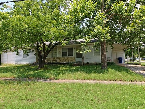 2nd image of 702 Urbantke Ln #Ab