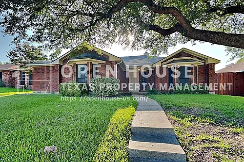 6222 Sasaki Way Photo 1