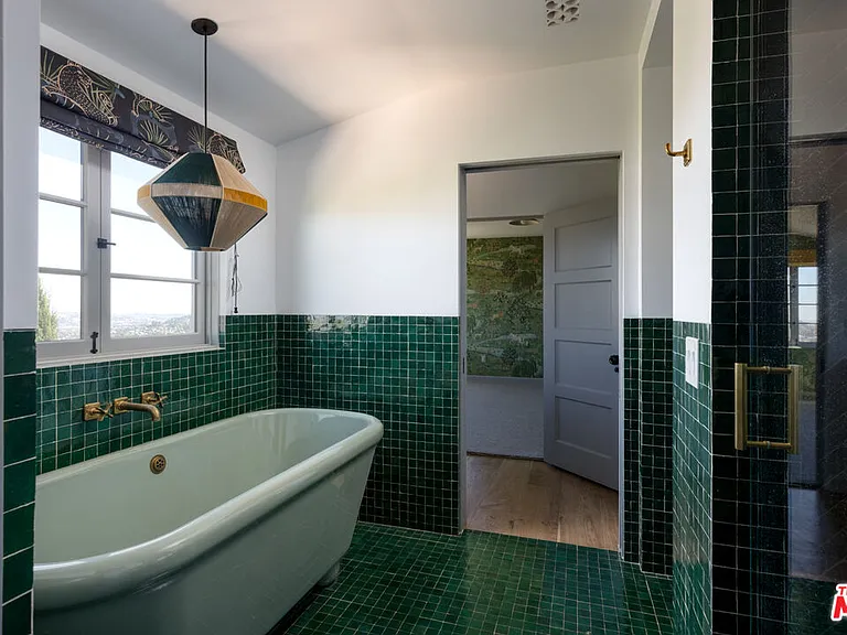 4048 Farmouth Dr — Photo 20