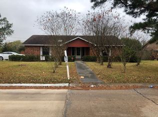5301 Lorraine Dr, Baytown, TX 77521