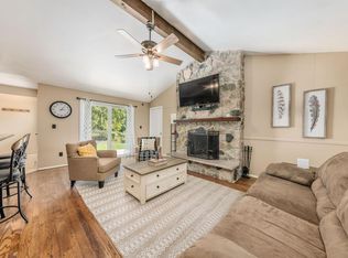 1760 Lone Oak Cir E, Brookfield, WI 53045