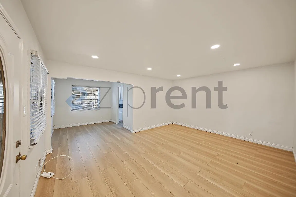 2 bed, 1382 sqft, $3,250 — Photo 4