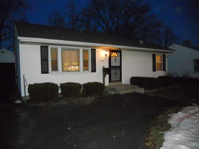 1st image of 2349 E Dorothy Ln