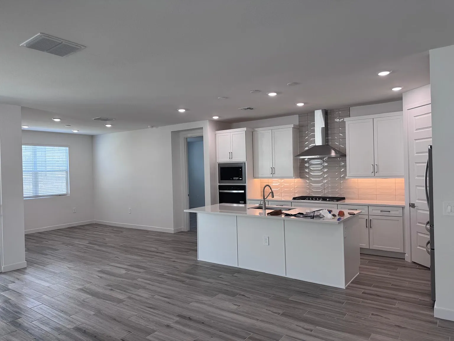 25115 N 27th Way — Photo 3