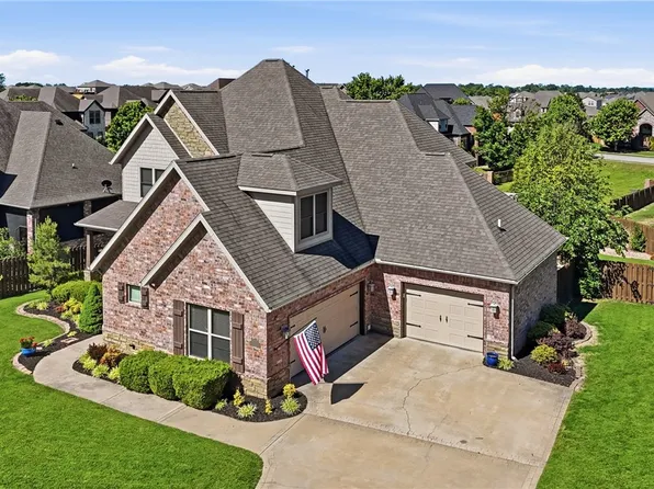 6702 Willowridge Ct, Rogers, AR 72758