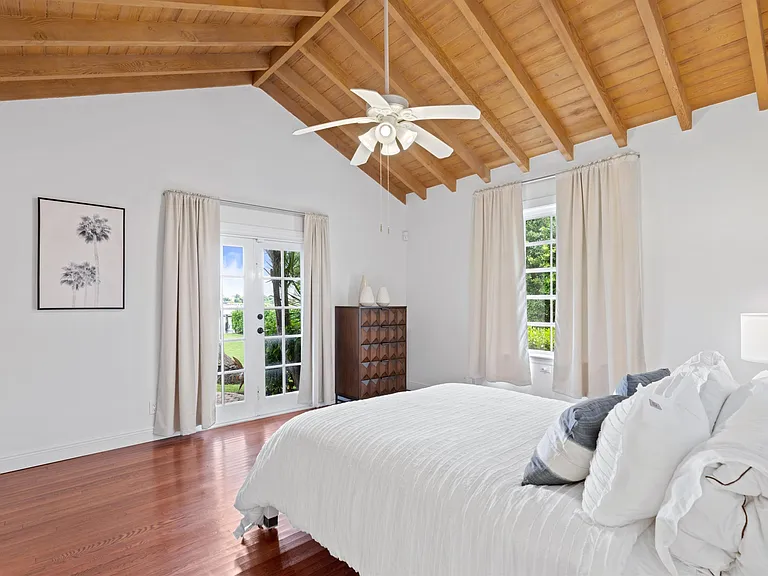 3304 N Flagler Dr — Photo 39
