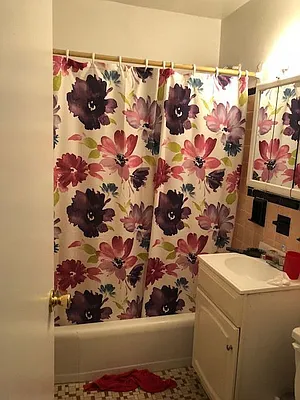 Rented by Cohen Smith Chang LLC | media 17