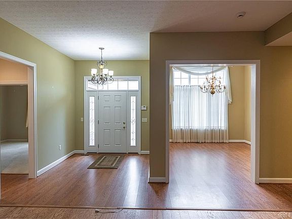 3rd image of 6747 Rosezita Ln