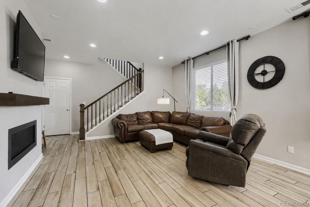 1558 Sorenson Drive